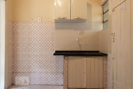 Casa à venda com 145m², 4 quartos e sem vaga Casa à venda com 145m², 4 quartos e sem vagaCozinha