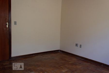 Casa à venda com 145m², 4 quartos e sem vaga Casa à venda com 145m², 4 quartos e sem vagaQuarto 3