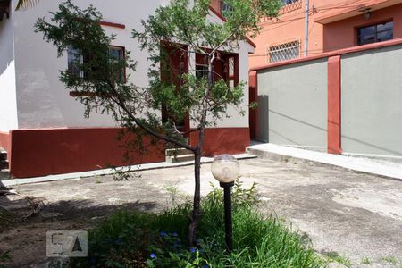 Casa à venda com 145m², 4 quartos e sem vaga Casa à venda com 145m², 4 quartos e sem vagaÁrea Externa
