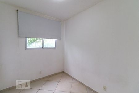 Quarto 1 de apartamento para alugar com 2 quartos, 45m² em Vargem Pequena, Rio de Janeiro