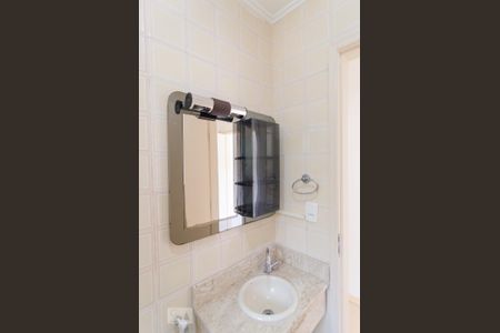 Banheiro de apartamento à venda com 2 quartos, 57m² em Vila Parque Jabaquara, São Paulo