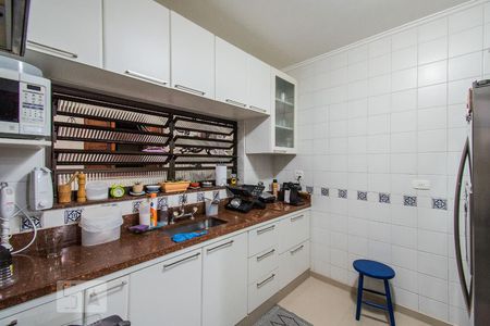 Casa à venda com 200m², 3 quartos e 3 vagasCozinha