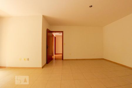 Apartamento para alugar com 99m², 3 quartos e 2 vagas Apartamento para alugar com 99m², 3 quartos e 2 vagasSala