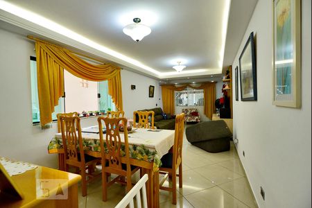 Sala de casa à venda com 3 quartos, 220m² em Vila Anglo Brasileira, São Paulo