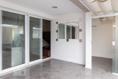 Varanda de apartamento para alugar com 2 quartos, 66m² em Parque Industrial Tomas Edson, São Paulo