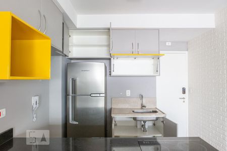 Apartamento para alugar com 66m², 2 quartos e 2 vagas Apartamento para alugar com 66m², 2 quartos e 2 vagasCozinha