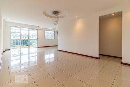 Sala de apartamento para alugar com 4 quartos, 137m² em Freguesia (jacarepaguá), Rio de Janeiro