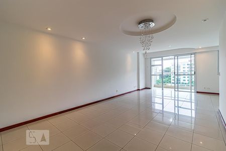 Sala de apartamento para alugar com 4 quartos, 137m² em Freguesia (jacarepaguá), Rio de Janeiro