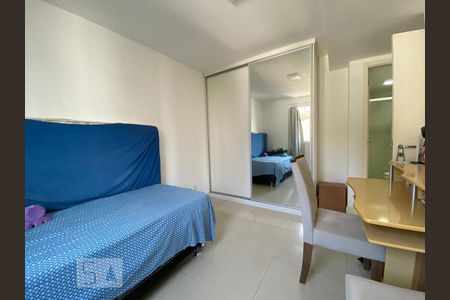 Apartamento à venda com 181m², 3 quartos e 2 vagasQuarto 2 Suíte