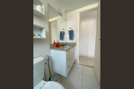 Apartamento à venda com 181m², 3 quartos e 2 vagasBanheiro Social