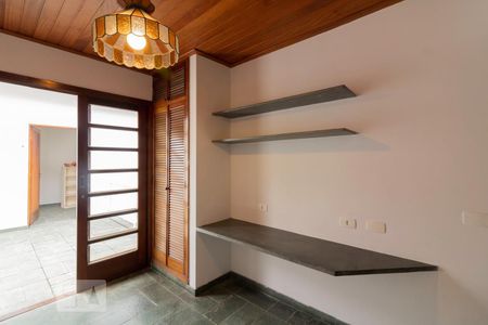 Casa para alugar com 250m², 3 quartos e 1 vaga Casa para alugar com 250m², 3 quartos e 1 vagaSala de TV