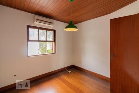 Casa para alugar com 250m², 3 quartos e 1 vaga Casa para alugar com 250m², 3 quartos e 1 vagaQuarto 1