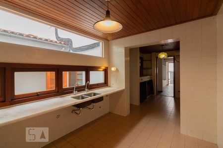 Casa para alugar com 250m², 3 quartos e 1 vaga Casa para alugar com 250m², 3 quartos e 1 vagaCozinha