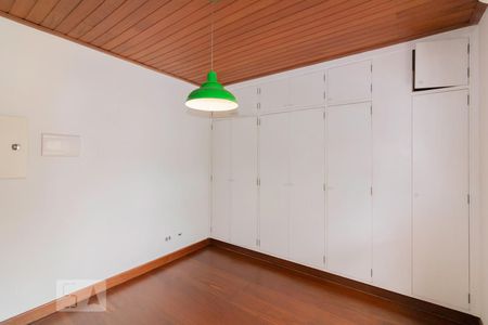 Casa para alugar com 250m², 3 quartos e 1 vaga Casa para alugar com 250m², 3 quartos e 1 vagaQuarto 1