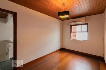 Casa para alugar com 250m², 3 quartos e 1 vaga Casa para alugar com 250m², 3 quartos e 1 vagaQuarto 2