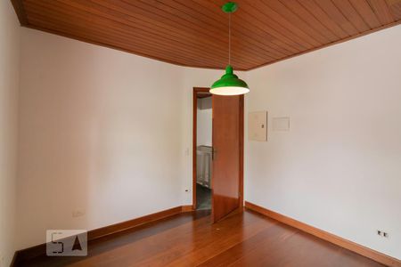 Casa para alugar com 250m², 3 quartos e 1 vaga Casa para alugar com 250m², 3 quartos e 1 vagaQuarto 1
