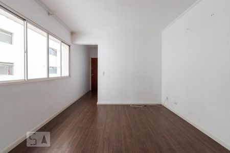 Apartamento à venda com 80m², 2 quartos e 1 vagaSala