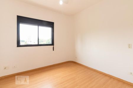 Quarto  de kitnet/studio para alugar com 1 quarto, 35m² em Itaim Bibi, São Paulo