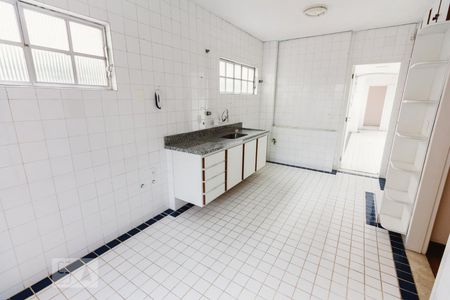 Apartamento à venda com 217m², 4 quartos e 1 vagaCozinha