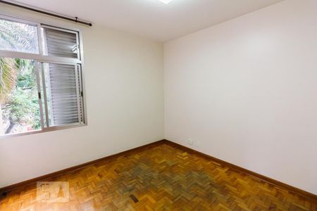 Apartamento à venda com 217m², 4 quartos e 1 vagaQuarto 01