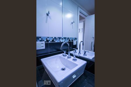 Apartamento à venda com 57m², 2 quartos e 2 vagasBanheiro