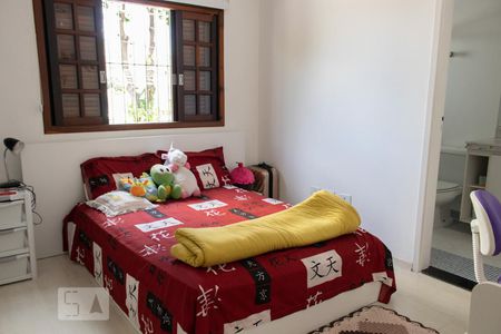 Casa à venda com 250m², 3 quartos e 2 vagas Casa à venda com 250m², 3 quartos e 2 vagasSuíte 1