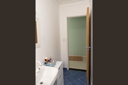 Casa à venda com 250m², 3 quartos e 2 vagas Casa à venda com 250m², 3 quartos e 2 vagasBanheiro