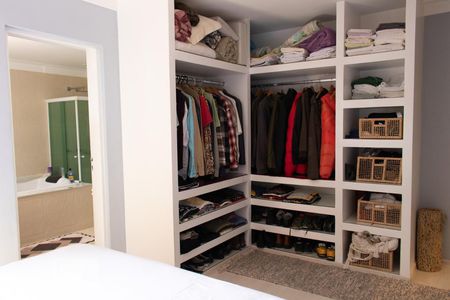 Casa à venda com 250m², 3 quartos e 2 vagas Casa à venda com 250m², 3 quartos e 2 vagasSuíte 2