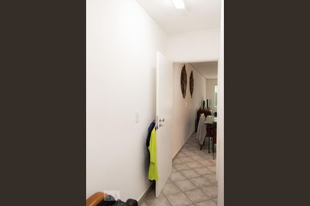 Casa à venda com 250m², 3 quartos e 2 vagas Casa à venda com 250m², 3 quartos e 2 vagasEscritório