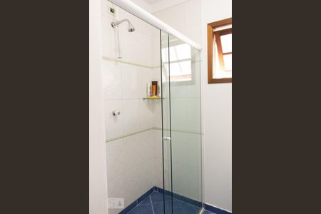 Casa à venda com 250m², 3 quartos e 2 vagas Casa à venda com 250m², 3 quartos e 2 vagasBanheiro