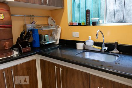 Casa à venda com 250m², 3 quartos e 2 vagas Casa à venda com 250m², 3 quartos e 2 vagasCozinha