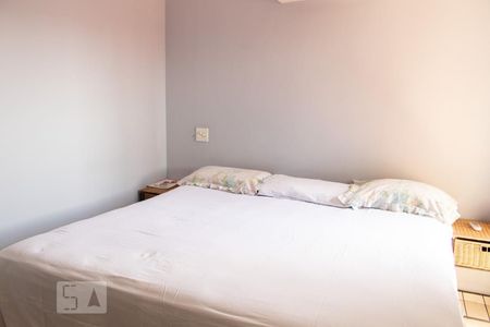 Casa à venda com 250m², 3 quartos e 2 vagas Casa à venda com 250m², 3 quartos e 2 vagasSuíte 2