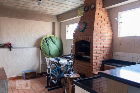 Casa à venda com 250m², 3 quartos e 2 vagas Casa à venda com 250m², 3 quartos e 2 vagasChurrasqueira