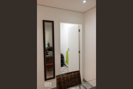 Casa à venda com 250m², 3 quartos e 2 vagas Casa à venda com 250m², 3 quartos e 2 vagasEscritório