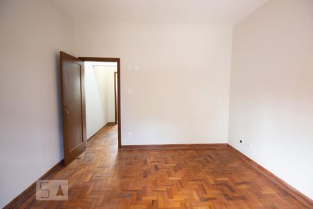 Quarto de casa para alugar com 3 quartos, 116m² em Vila Guarani (zona Sul), São Paulo