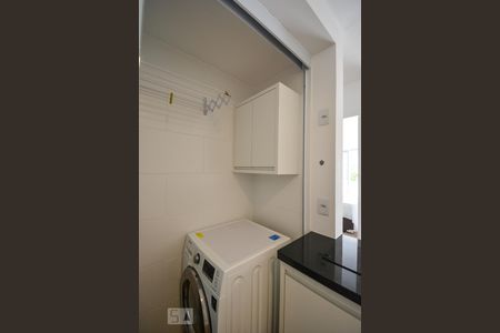 Apartamento à venda com 44m², 1 quarto e 1 vagaÁrea de serviço