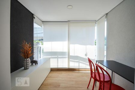 Varanda de apartamento à venda com 1 quarto, 44m² em Pinheiros, São Paulo