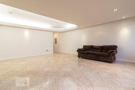 Apartamento para alugar com 120m², 3 quartos e 2 vagas Apartamento para alugar com 120m², 3 quartos e 2 vagasSala