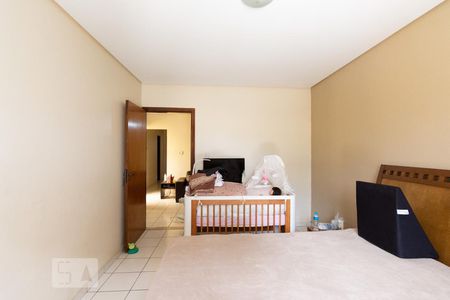 Casa à venda com 150m², 3 quartos e 2 vagasQuarto