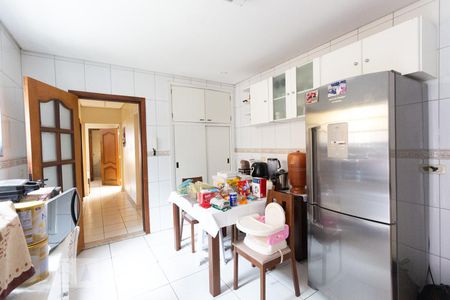 Casa à venda com 150m², 3 quartos e 2 vagasCozinha