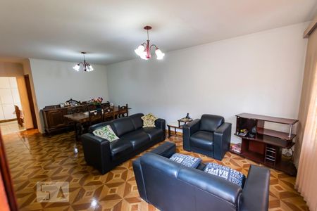 Sala de casa à venda com 3 quartos, 186m² em Vila Brasilio Machado, São Paulo