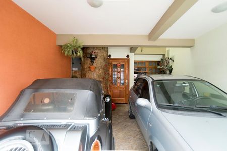 Casa à venda com 300m², 2 quartos e 2 vagasGaragem para 2 carros