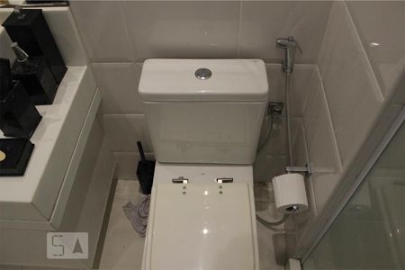 Apartamento para alugar com 70m², 2 quartos e 2 vagasBanheiro Social