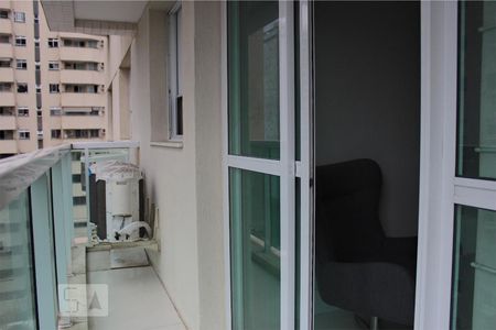 Varanda de apartamento para alugar com 2 quartos, 70m² em Barra da Tijuca, Rio de Janeiro