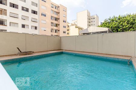 Apartamento para alugar com 33m², 1 quarto e 1 vaga Apartamento para alugar com 33m², 1 quarto e 1 vagaÁrea comum - Piscina
