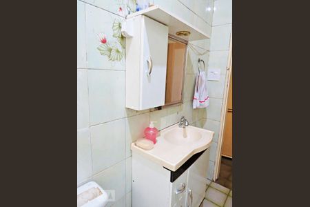 Casa à venda com 210m², 5 quartos e 2 vagasBanheiro 1