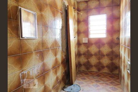 Casa à venda com 210m², 5 quartos e 2 vagasBanheiro 4