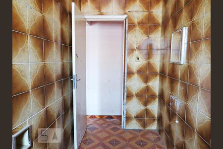 Casa à venda com 210m², 5 quartos e 2 vagasBanheiro 4