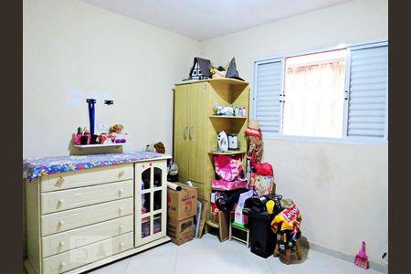 Casa à venda com 210m², 5 quartos e 2 vagasQuarto 2