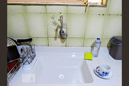 Casa à venda com 210m², 5 quartos e 2 vagasCozinha - Torneira